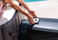 Intex Pure Spa Jet & Bubble Deluxe Opblaasbare Spa - 4 Persoons 16 Intex Pure Spa Jet & Bubble Deluxe Opblaasbare Spa - 4 Persoons -Lasiesta Winkel intex pure spa deluxe 2020 7