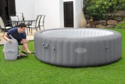 Bestway Lay-Z Spa Grenada AirJet Opblaasbare Spa - 8 Persoons 22 Bestway Lay-Z Spa Grenada AirJet Opblaasbare Spa - 8 Persoons -Lasiesta Winkel lay z spa grenada airjet opblaasbare spa 8 persoons 14 1