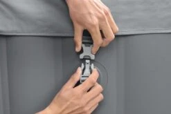 Bestway Lay-Z Spa Grenada AirJet Opblaasbare Spa - 8 Persoons 25 Bestway Lay-Z Spa Grenada AirJet Opblaasbare Spa - 8 Persoons -Lasiesta Winkel lay z spa grenada airjet opblaasbare spa 8 persoons 15